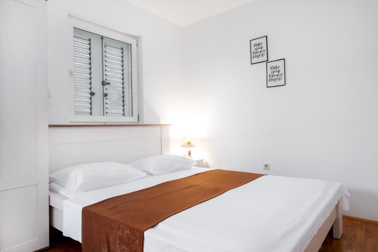 Apartment Ana-Marija Makarska Exteriör bild