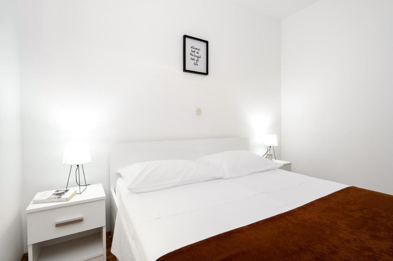 Apartment Ana-Marija Makarska Exteriör bild