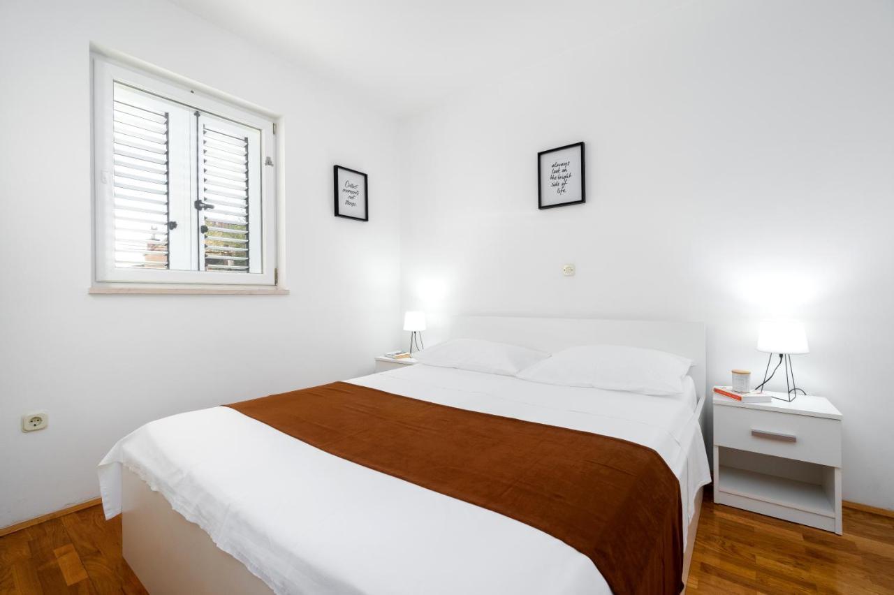Apartment Ana-Marija Makarska Exteriör bild